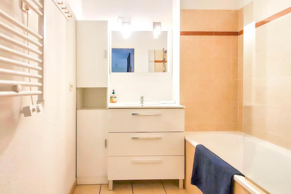 *Le Carpe Diem, Appartement 2 Chambres, Piscine, 2 Parking, Clim* 蒙彼利埃 外观 照片